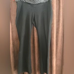 Maternity yoga pants